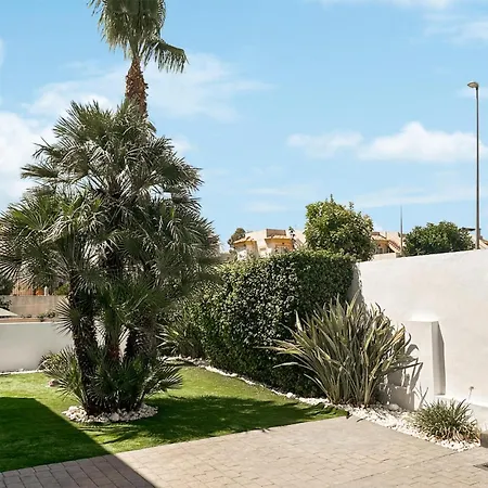 In With Swimming Pool
