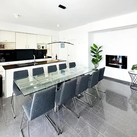 Holiday home In With Swimming Pool *